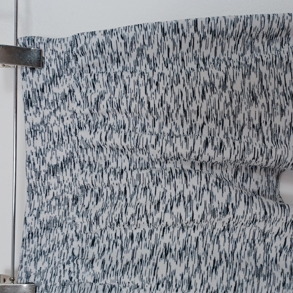 ✨3/$25✨ Urban Kids Girls Black and White Leggings - One Size - Picture 3 of 6